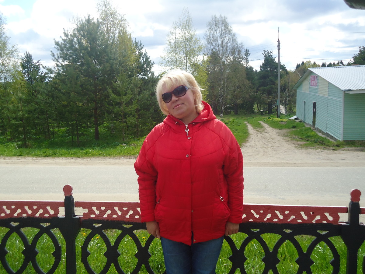 Лариса 54 года Вологда