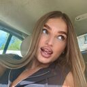  ,   Adia, 24 ,   ,   