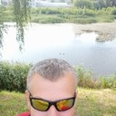  ,   Viktor, 42 ,   c 