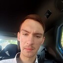  Saint-Germain-en-Laye,   Maksim, 19 ,   ,   