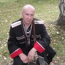  ,   Viktor, 48 ,   