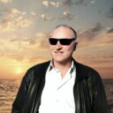  ,   Viktor, 62 ,   c 
