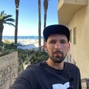  ,   Andrei, 32 ,   c 