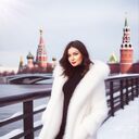  ,   Neznakomka, 38 ,   ,   