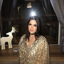  -,   Regina, 33 ,     , c 