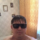  ,   Nik, 48 ,   