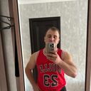  ,   Artur, 32 ,   ,   
