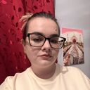  ,   Anna, 25 ,   