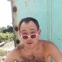  ,   Amigo, 46 ,  