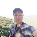  ,   Viktor, 37 ,  