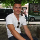  ,   Valentin, 48 ,   