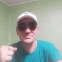  ,   Viktor, 41 ,   ,   