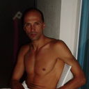  ,   BruceWillis, 49 ,     , c 