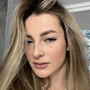  ,   Victoria, 21 ,  