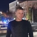  ,   Maxim, 42 ,   ,   