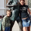  ,   Anna, 46 ,   