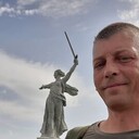 ,   George, 43 ,   