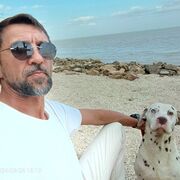  -,  Alex, 48