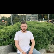  ,   Malek, 29 ,   ,   