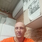   ,  Valera, 38