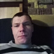  ,  Dmitrij, 35