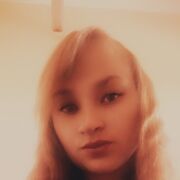   ,  Nina, 24