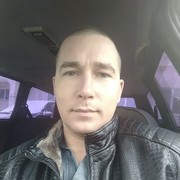  ,   Vadim, 40 ,  