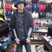  ,   Ali, 32 ,   ,   