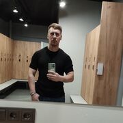  ,  Anton, 37