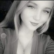  ,  Viktoria, 22