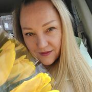  ,   Yliana, 43 ,   c 