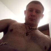  ,   Fuckskinnyas, 22 ,   