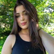  -,   Adriana, 22 ,  