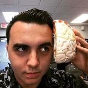  ,  Nicolaseric, 40