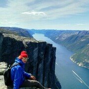  ,   Vik, 42 ,   ,   , c 