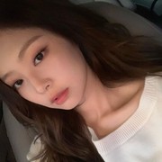  ,   Jennie, 26 ,   