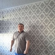  ,  Rinat, 41