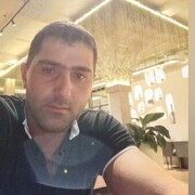  ,   Arman, 32 ,   ,   