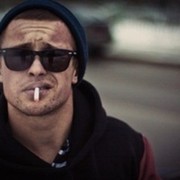  ,  Max, 30