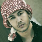  ,   Bobotik, 29 ,  