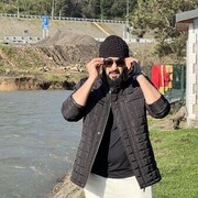  ,   Ali, 33 ,   ,   