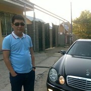  ,   Danik, 42 ,  