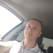  ,  Amir, 38