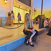  , 