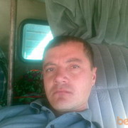  ,  Kamol, 40