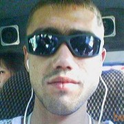  ,   Viktor, 42 ,   