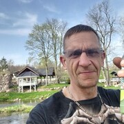  ,  guntis, 48