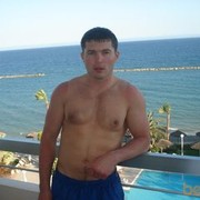  -,  Alex, 40