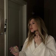  ,  Yekaterina, 27