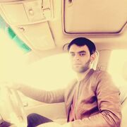  ,  Komron, 34